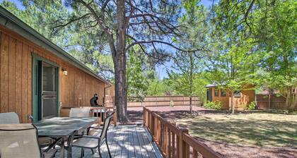 Patio, Fenced Yard: Pet-friendly Pinetop Cabin!
