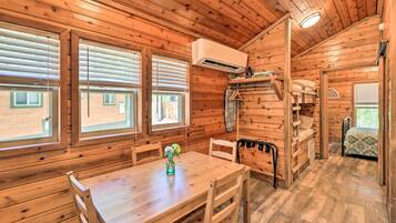 House (1 Bedroom) | Interior