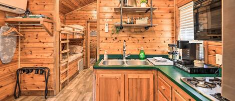 House (1 Bedroom) | Interior