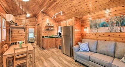 Family-friendly Cabin ~ 5 Mi to Dtwn New Bern