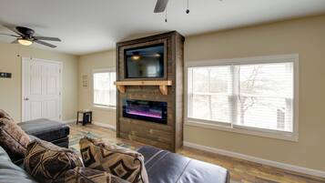 Rumah (Multiple Bedrooms) | Interior