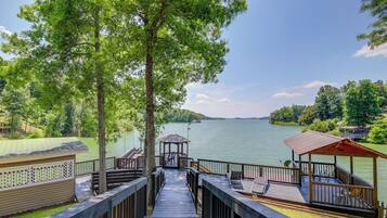 House (Multiple Bedrooms) | Front of property