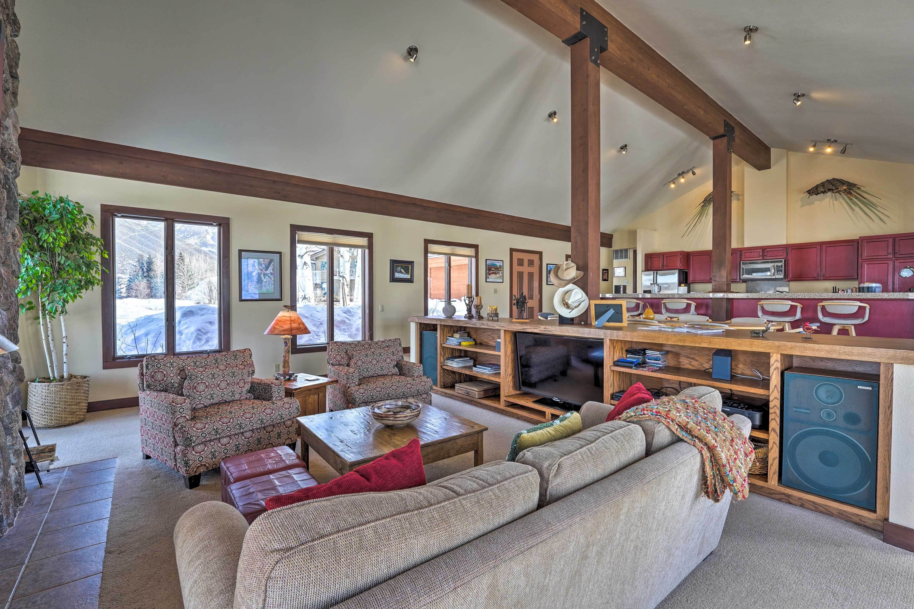 House (4 Bedrooms) | Interior