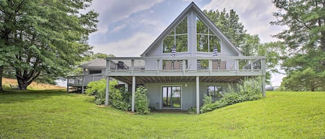 House (4 Bedrooms) | Exterior