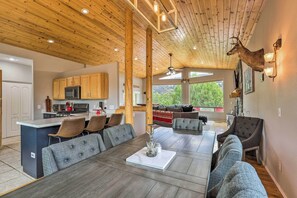 House (3 Bedrooms) | Interior