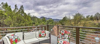 'elkwood Lodge' Cabin w/ Hot Tub in Star Valley!