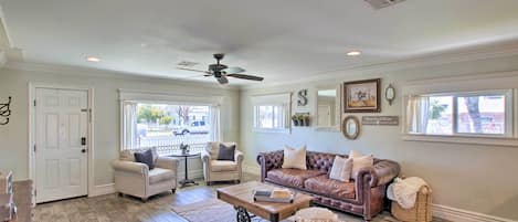 House (2 Bedrooms) | Interior