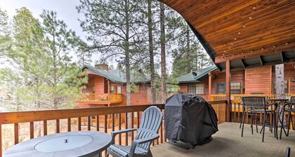 Pinetop Escape: Charming Mountain Condo w/ Balcony