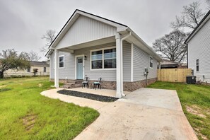 Interior - Greenville House w/ Covered Patio, 2 Mi to Dtwn! (Greenville)