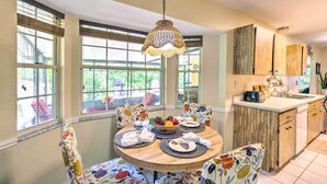 Ảnh chưa phân loại, 2 trong số 35 ảnh, nút