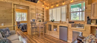 Grill, Fire Pit: Pet-friendly Lakeside Cottage!