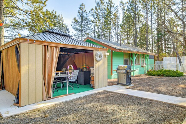 Grill, Fire Pit: Pet-friendly Lakeside Cottage! - Arizona