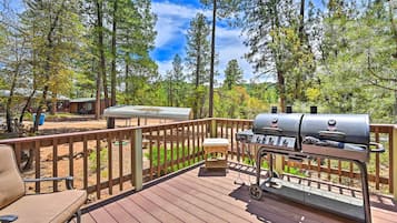 House (2 Bedrooms) | Front of property