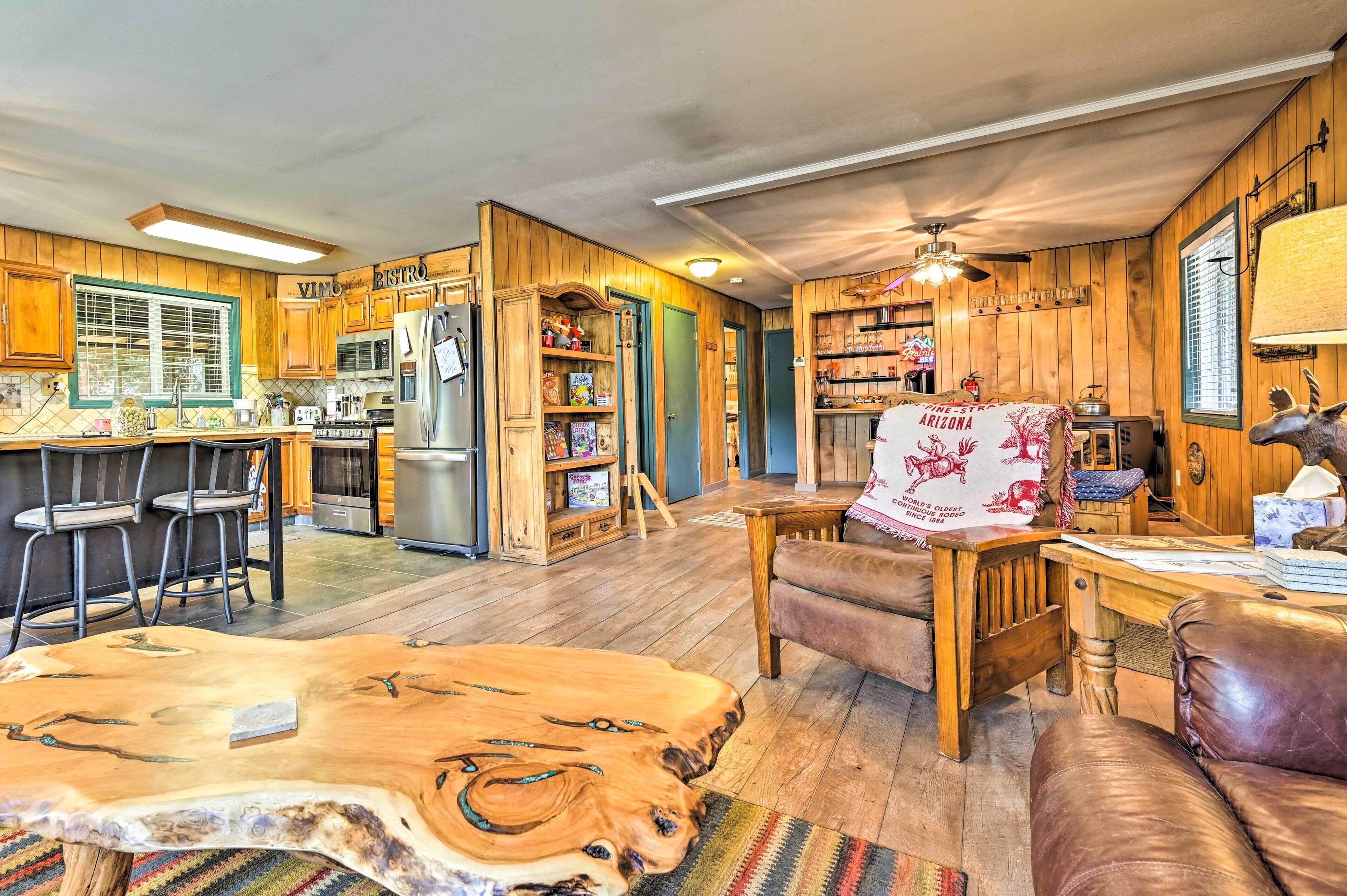 House (2 Bedrooms) | Interior