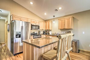 House (2 Bedrooms) | Interior - Breezy Point Cabin w/ Fire Pit - Walk to Lake (Pequot Lakes)
