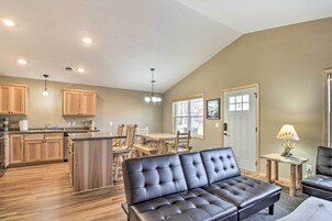 Casa (2 Bedrooms) | Interior