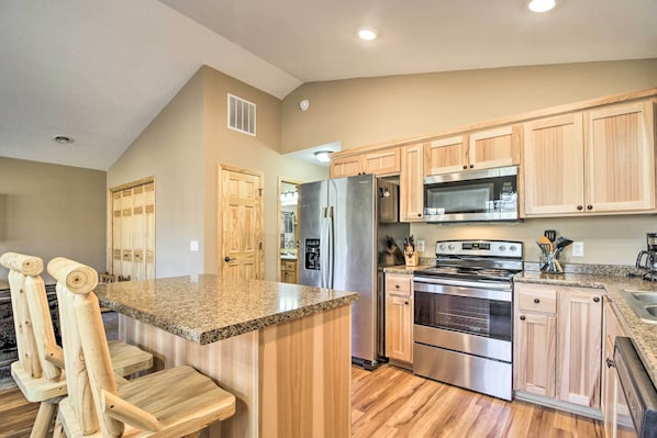 House (2 Bedrooms) | Interior