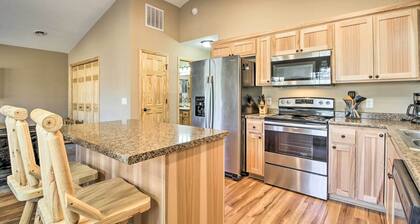 Breezy Point Cabin w/ Fire Pit - Walk to Lake