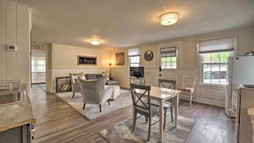 Apartment (1 Bedroom) | Interior