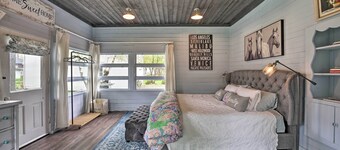 Romantic Country Apt by Lake Erie & Wineries!