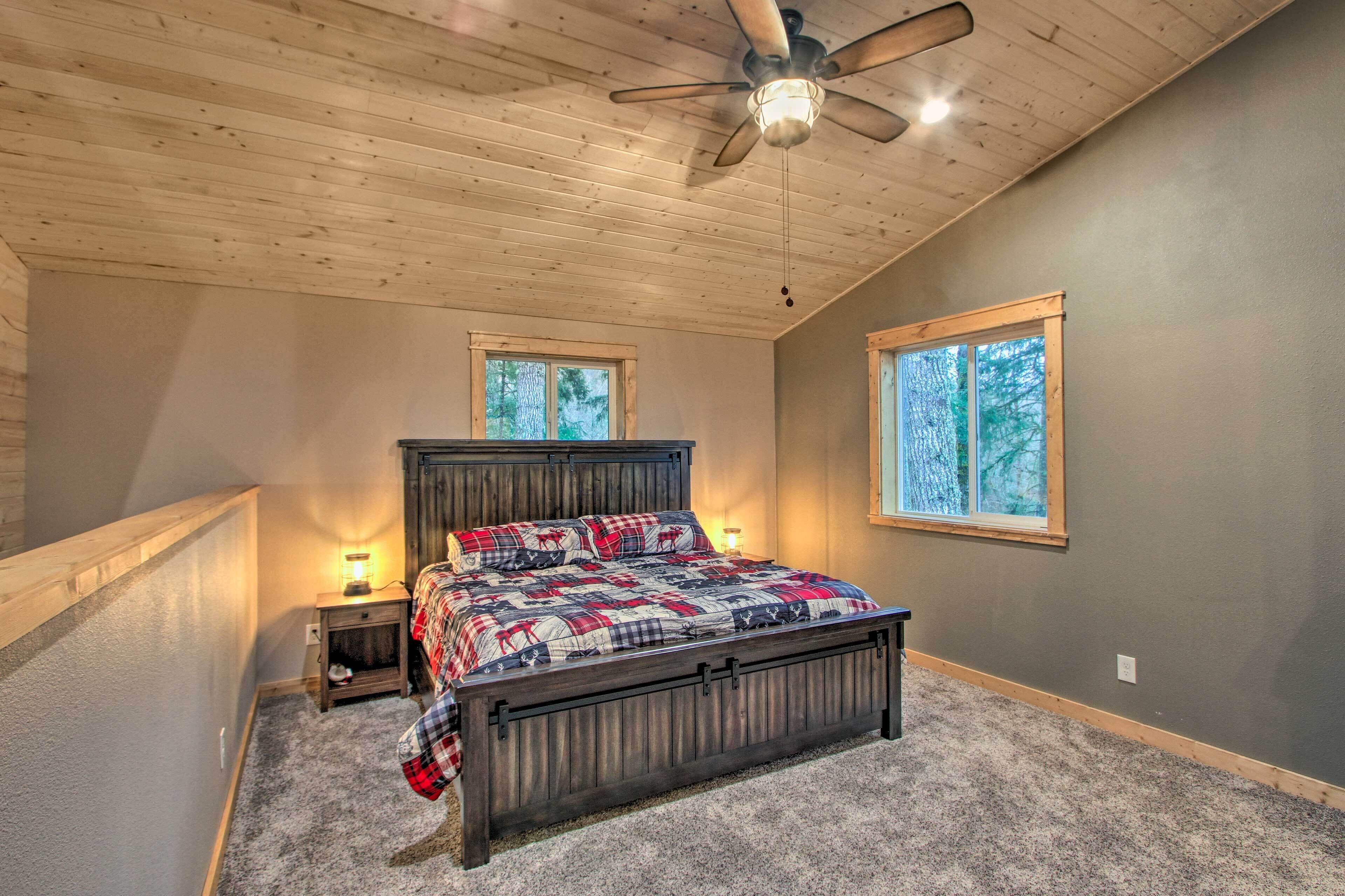 1 bedroom, bed sheets