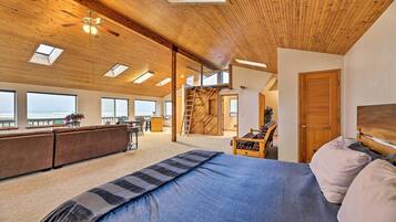 Apartment (0 Bedroom) | Interior