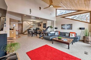 Apartment (2 Bedrooms) | Interior - 2 Mi to Park City Mtn: Townhome w/ Balcony (Park City)