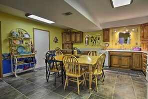單棟房屋 (4 Bedrooms) | 內部