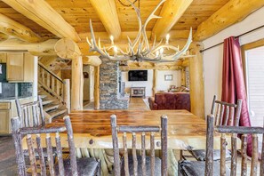 House (4 Bedrooms) | Interior - 'burning Sky Lodge': Private Hot Tub & Ski-in/out (Angel Fire)