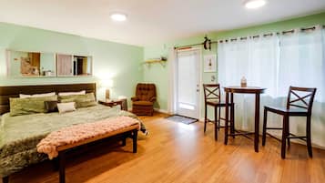 Apartment (0 Bedroom) | Front of property