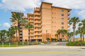 Apartment (3 Bedrooms) | Interior - 8th Floor Penthouse, Walk to Clearwater Beach (Clearwater Beach)