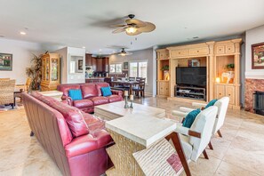 House (4 Bedrooms) | Interior - 'gateway Grand Oasis' Palm Springs Gem w/ Pool! (Palm Springs)