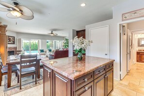 House (4 Bedrooms) | Interior - 'gateway Grand Oasis' Palm Springs Gem w/ Pool! (Palm Springs)