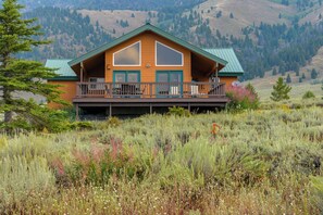 House (3 Bedrooms) | Interior - Cozy Henrys Lake Escape - 20 Miles to Yellowstone! (Island Park)