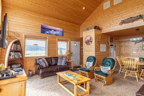 House (3 Bedrooms) | Interior - Cozy Henrys Lake Escape - 20 Miles to Yellowstone! (Island Park)