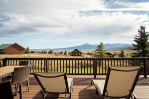 House (3 Bedrooms) | Interior - Cozy Henrys Lake Escape - 20 Miles to Yellowstone! (Island Park)