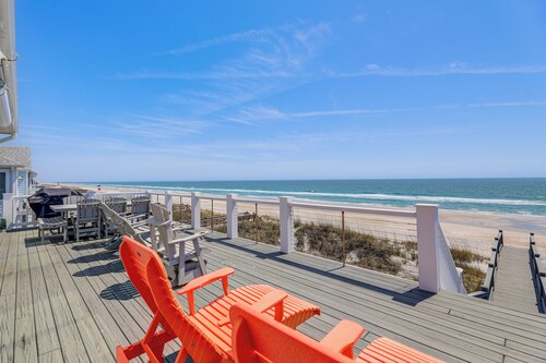 Beachfront Oasis w/ 2 Large Decks, BBQ & Views!