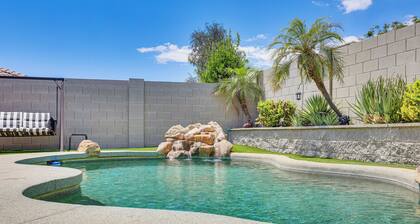 Private Pool & Patio: Home in Surprise!
