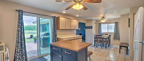 Cottage (2 Bedrooms) | Interior