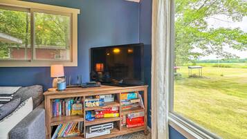 Cottage (2 Bedrooms) | Interior