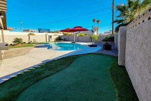 House (4 Bedrooms) | Interior - Private Pool & Patio: Modern Lake Havasu Home! (Lake Havasu City)