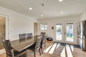 House (4 Bedrooms) | Interior - Private Pool & Patio: Modern Lake Havasu Home! (Lake Havasu City)