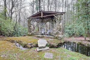 House (3 Bedrooms) | Interior - Access to Lake & Pool! Sapphire Resort Retreat (Sapphire)