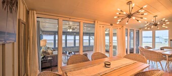 Private Beach: Waterfront Disney Getaway!