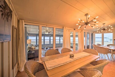 Private Beach: Waterfront Disney Getaway!