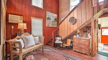 Cottage (3 Bedrooms) | Interior
