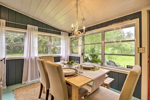 Cottage (3 Bedrooms) | Interior - Georgetown Escape w/ Slip: Boat Access Only (Georgetown)