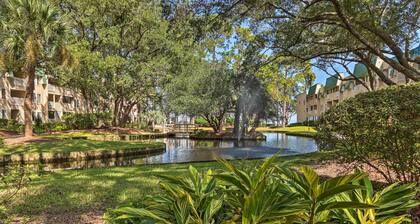Beach + Pool Access: Colorful Hilton Head Condo!