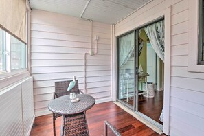 Apartment (2 Bedrooms) | Interior - Beach + Pool Access: Colorful Hilton Head Condo! (Hilton Head Island)