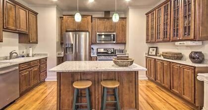 'thomson Farm' Classic Home < 10 Mi to Vineyards!